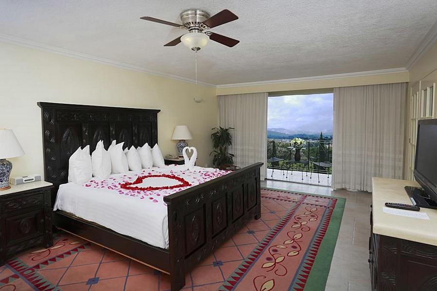 Fiesta Americana Hacienda Истапан де ла Сал Екстериор снимка A bedroom at the hotel
