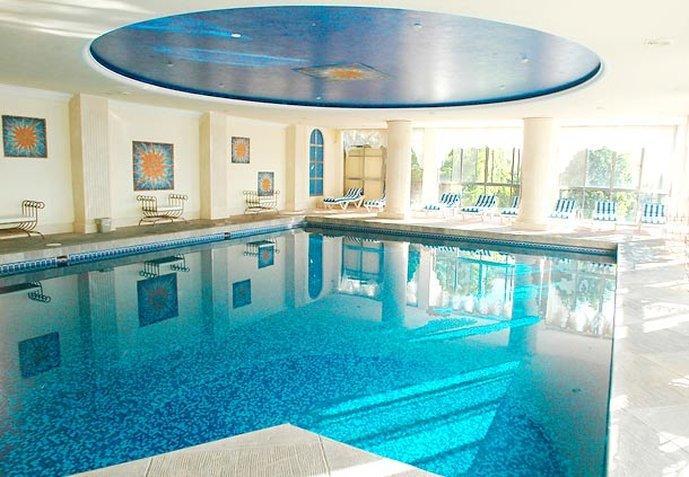 Fiesta Americana Hacienda Истапан де ла Сал Екстериор снимка The swimming pool at the hotel