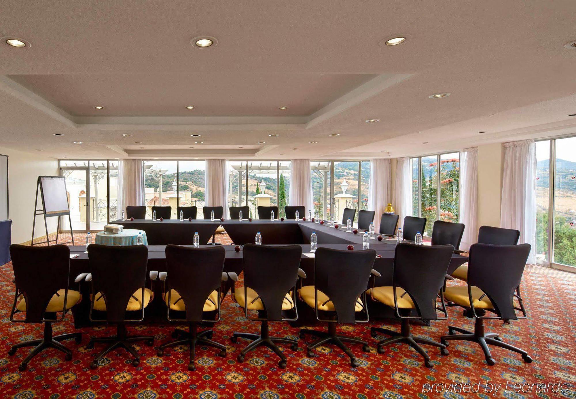 Fiesta Americana Hacienda Истапан де ла Сал Екстериор снимка Meeting room